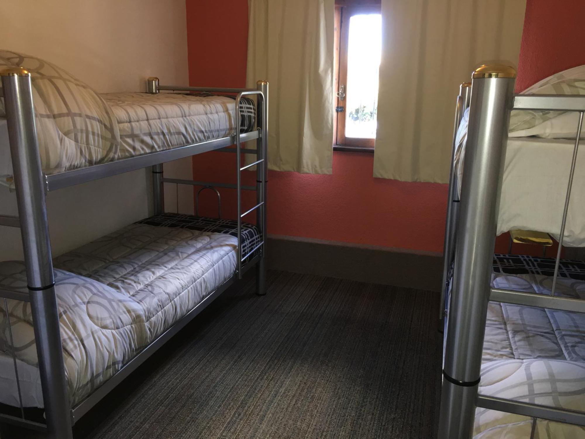 Italia Inn Hostel Сан-Карлос-де-Барилоче Экстерьер фото