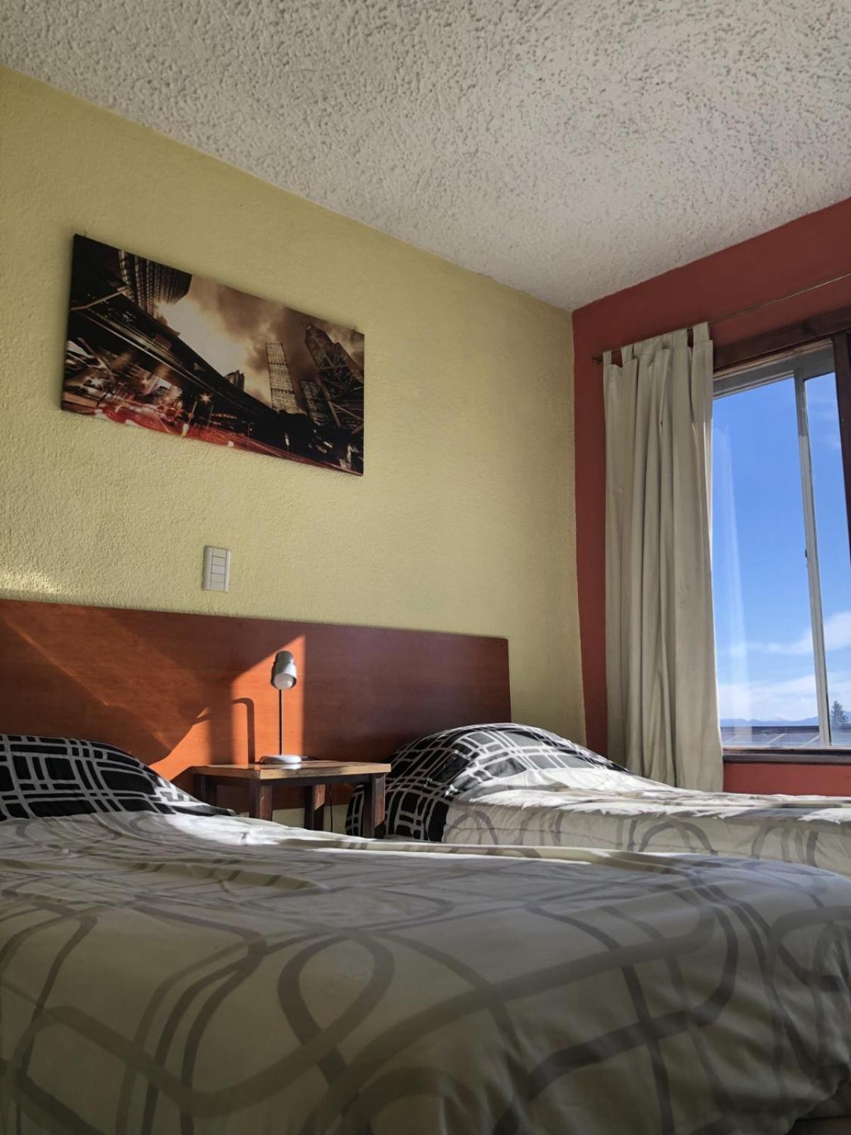 Italia Inn Hostel Сан-Карлос-де-Барилоче Экстерьер фото