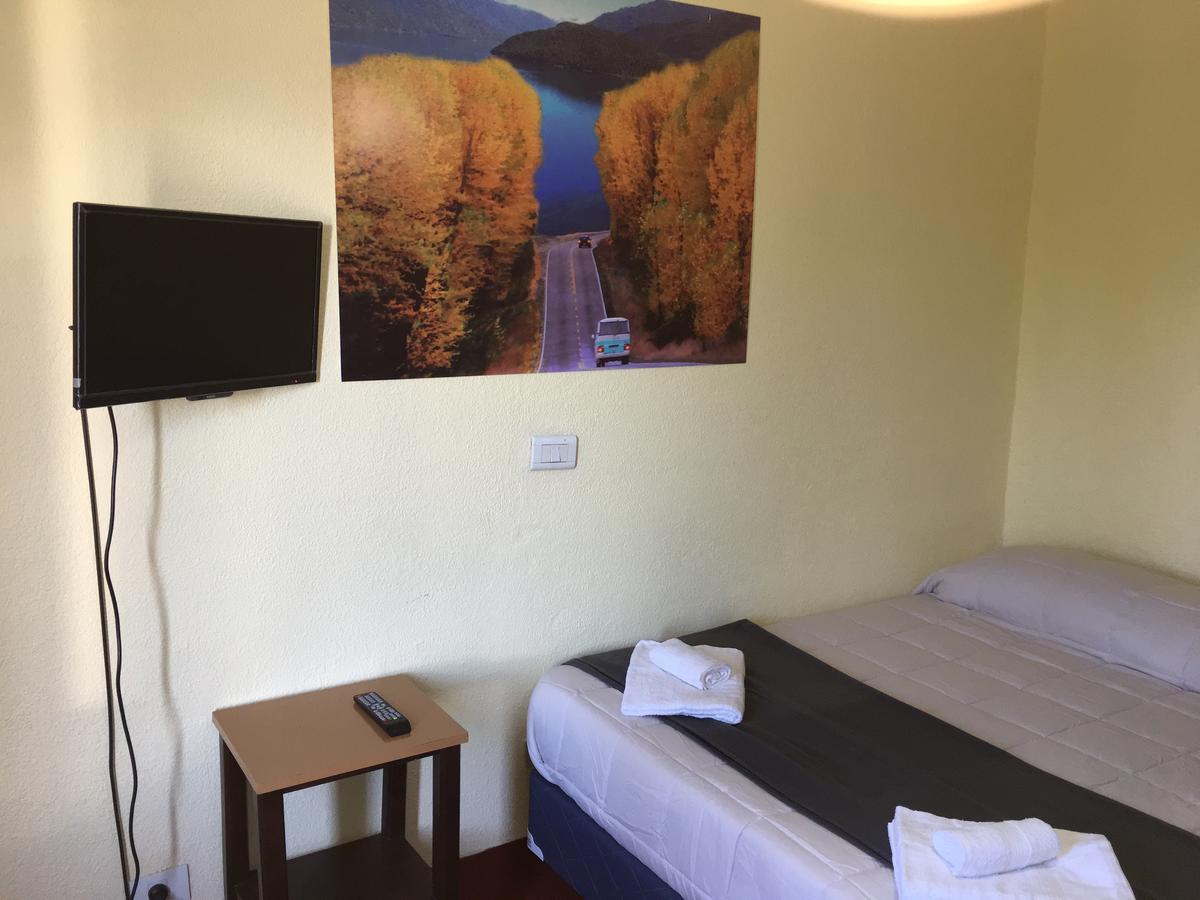 Italia Inn Hostel Сан-Карлос-де-Барилоче Экстерьер фото